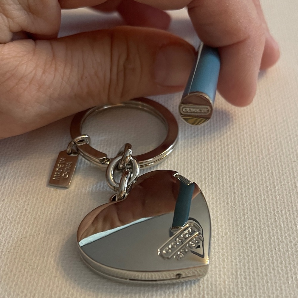 Coach Teal Signature Heart Keychain - Picture 5 of 9